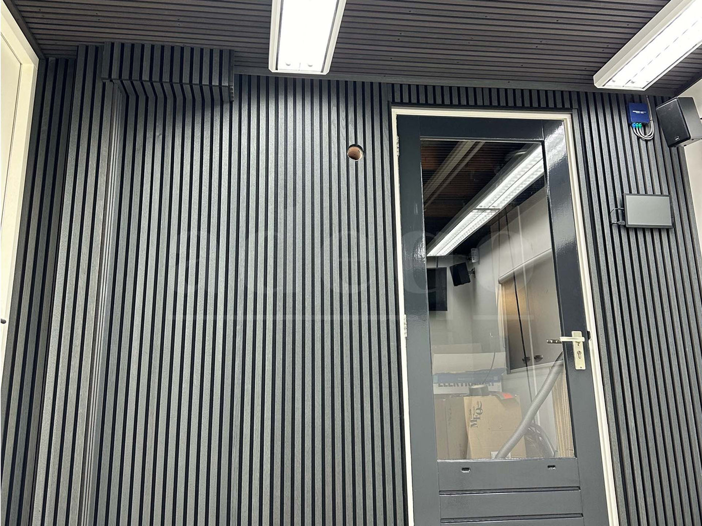 Adeqo Akupanel - Akoestische Wandpanelen - Zwart Eiken 300 x 60 cm - 3 zijdig