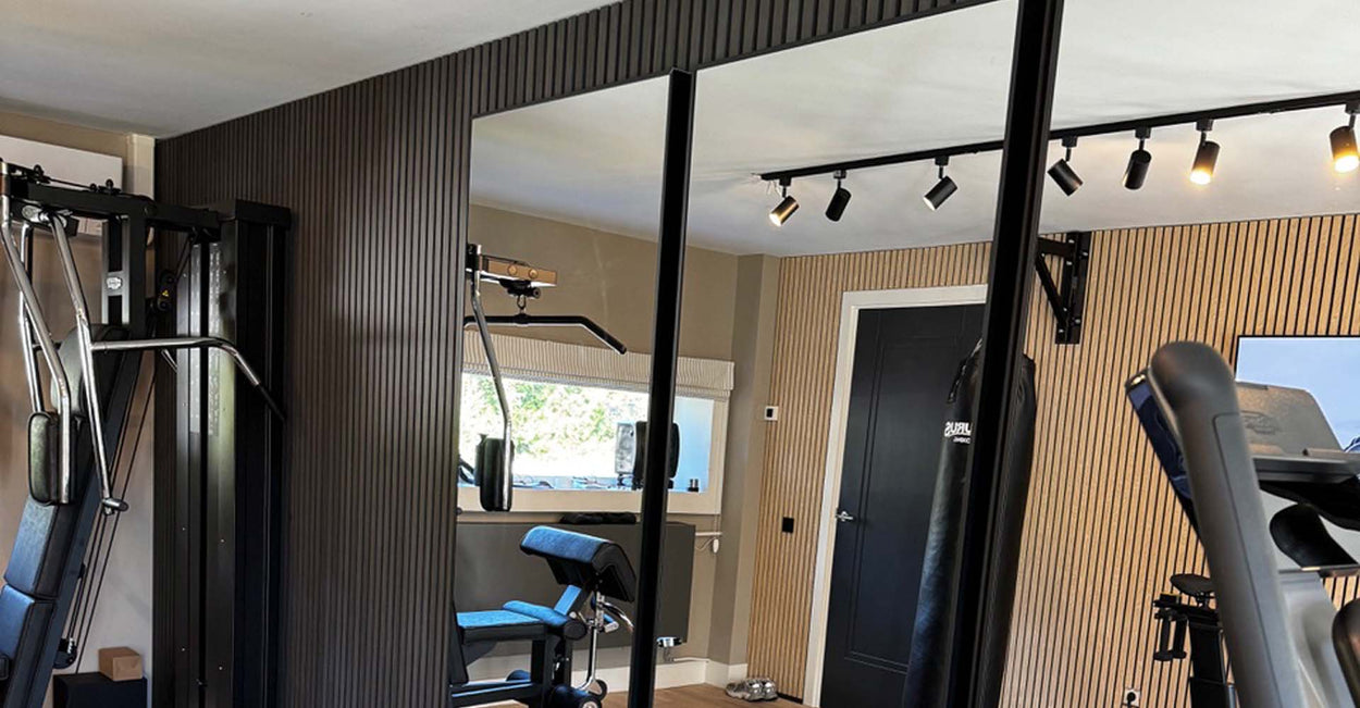 Akoestiek in de sportschool verbeteren: van galm naar trainingscomfort