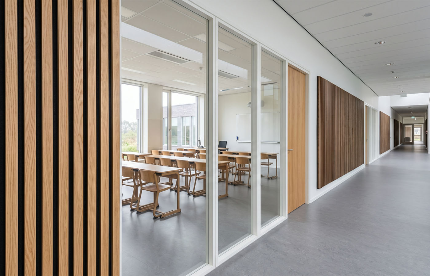 Akoestiek op school verbeteren: per ruimte de juiste aanpak