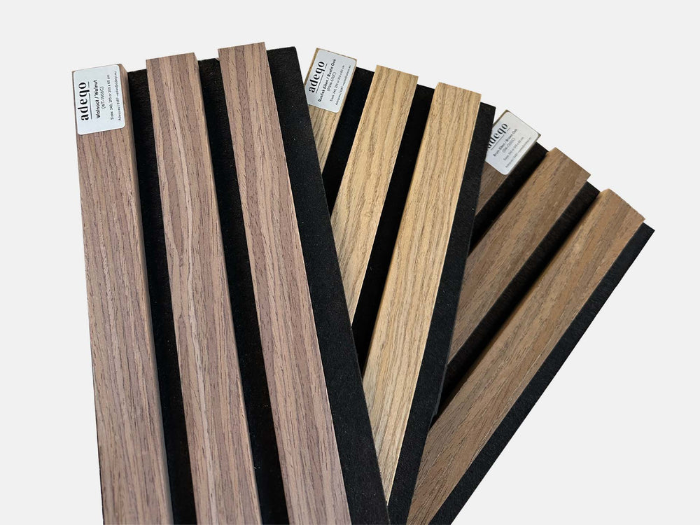 Sample kit van Adeqo: waaier van stalen akoestische wandpanelen in verschillende houtkleuren