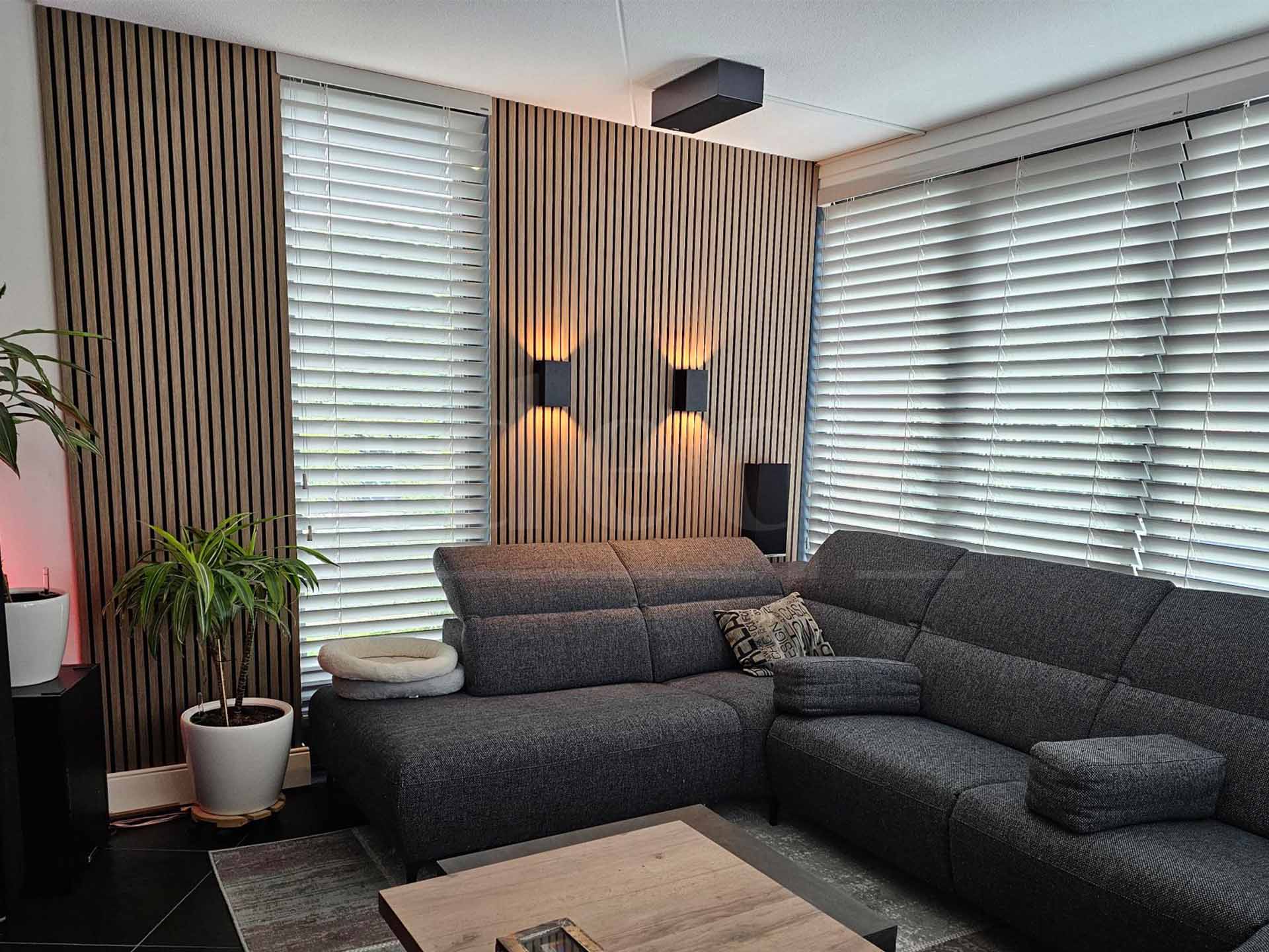 Adeqo Akupanel - Akoestische Wandpanelen - Verouderd Eiken 260 x 60 cm - 3 zijdig
