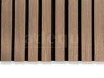 Adeqo Akupanel Brandwerend 300 x 60 cm in Klassiek Walnoot, akoestisch wandpaneel met smalle latten op zwart vilt