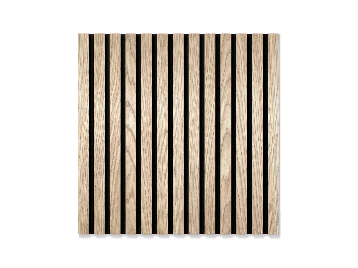 Akoestisch wandpaneel brandwerend 60x60 cm – Rustiek Eiken op zwart vilt (brandklasse B-s1-d0)